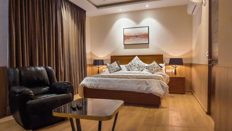 alpviraam-kasauli-solan-himachal-pradesh-accommodation-rooms